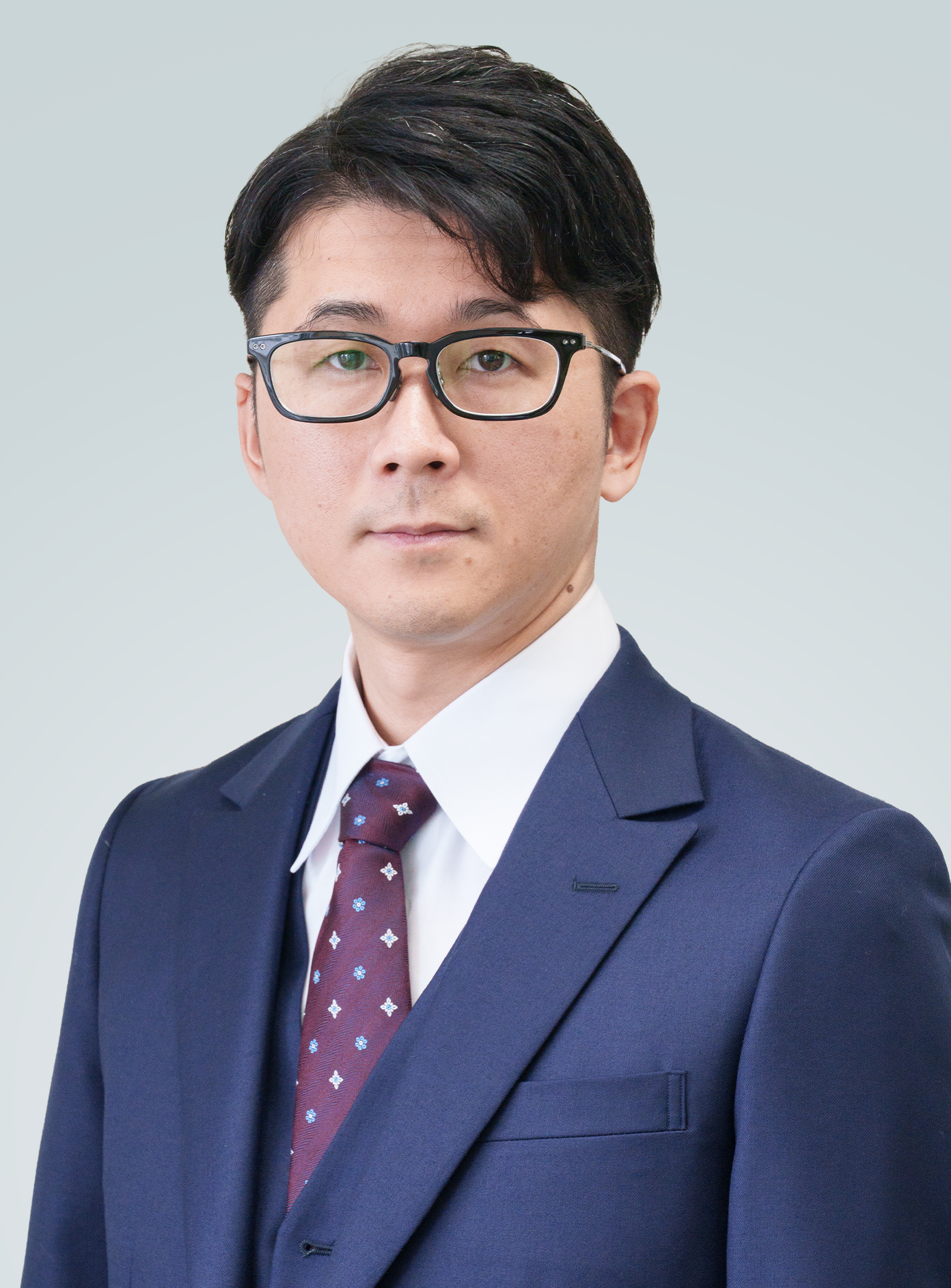 岸信行